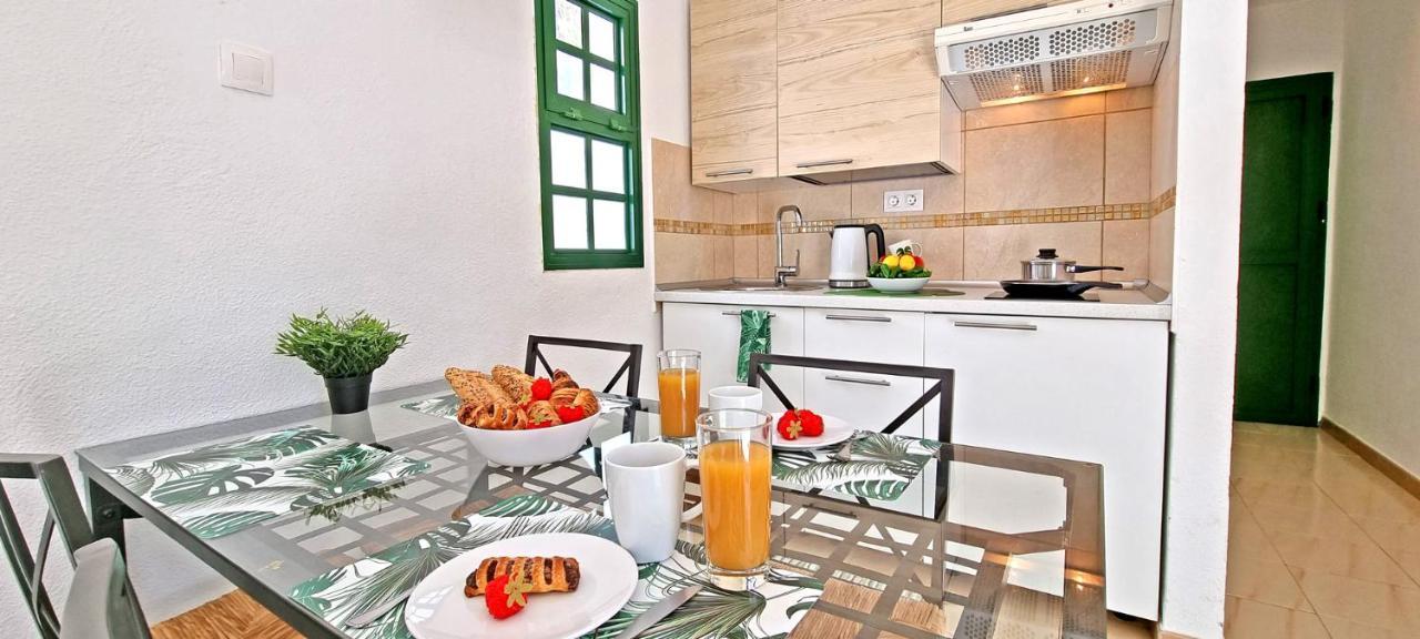 Ferienwohnung Palm Garden - Costa Calma - Pool - Glasfaserinternet Εξωτερικό φωτογραφία